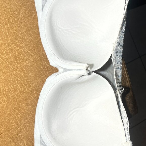 Soma Intimates Demi Bra 38D Underwire Light padded Mesh Overlay Sequins White - Picture 9 of 9